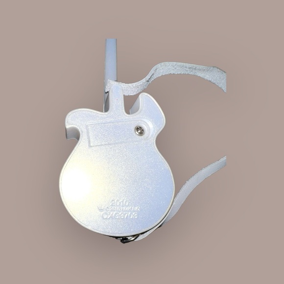 Rockin’ Reindeer Riff: 2010 Hallmark ‘Run Rudolph Run’ Musical Guitar Ornament - Picture 5 of 6